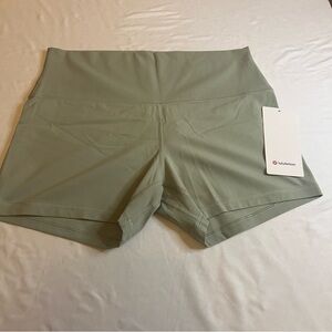 Lululemon Align High Rise Short 4” Size 14 Fog Green NWT